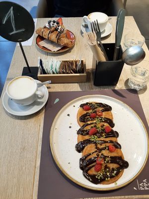 Vegan pancakes at Pappare' in Trento