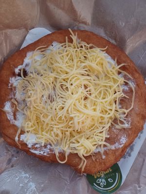 Vegan sour cream and vegan cheese at Retró Lángos Budapest in Budapest