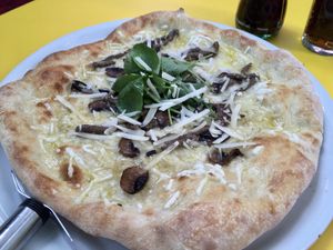 Tartufi e Funghi  at Freedom Pizza in Madrid