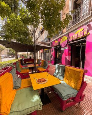 Outdoor at Freedom Pizza in Madrid