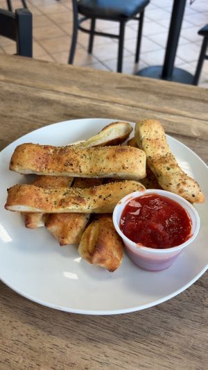 Breadsticks  at Meek's Vegan Pizza in Houston
