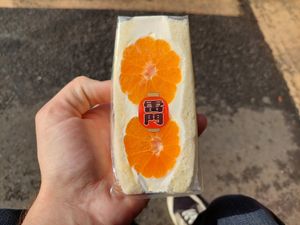 Orange sandwich at Hatoya's Vegan Fruit Sandwiches in Tokyo