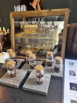   at Haiku Coffee Roasters in Osaka