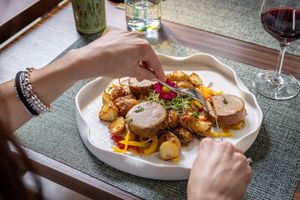 Seitan ai ceci bio fatto in casa con verdurine di stagione e salsa al timo e Cognac at Isolino Ristorante Wine Bar in Locarno