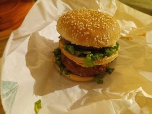 Big veg burger at Rango de Planta - Comida Vegana in Curitiba