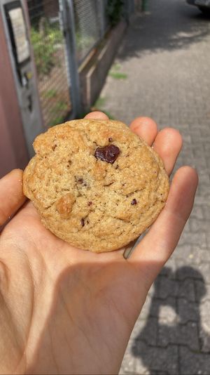 Banana & chocolate cookie: strong banana taste, but almost no chocolate   at Keks Fabrik in Frankfurt