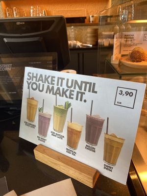 Shakespeare  at Honest Greens - Silva Carvalho in Lisbon