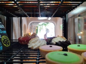 Vegan pastry at Vigneron Weinbistro in Bern