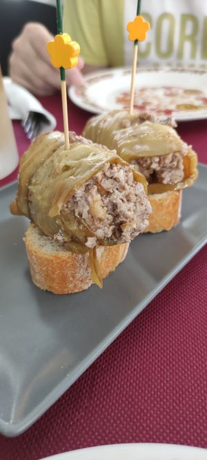Rollos de berenjena at Kalinka in Terrassa