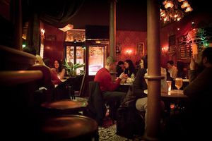 Rabipelao Gracia. Abierto cada día. Open everyday. at El Rabipelao in Barcelona