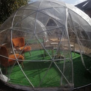 Outdoor Dining at The Garden Kitchen in Ansty