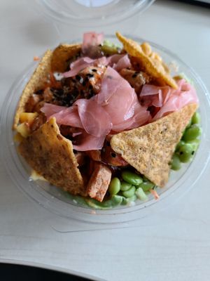 Self-composed bowl at Hawaiian Poke Bowl in Brussels