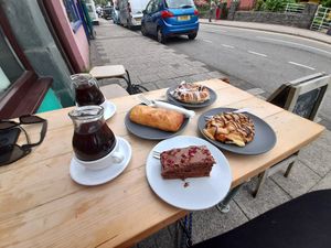Filtered coffee from Peru at FRÂN Las in Llanberis