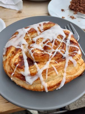 Cinnemon swirl at FRÂN Las in Llanberis