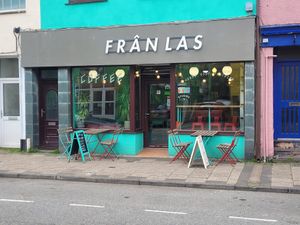 Frân Las Outside at FRÂN Las in Llanberis