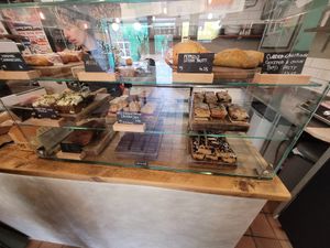Cakes and Pastries Display at FRÂN Las in Llanberis