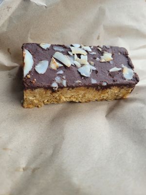 Oat & Coconut Crunch at FRÂN Las in Llanberis