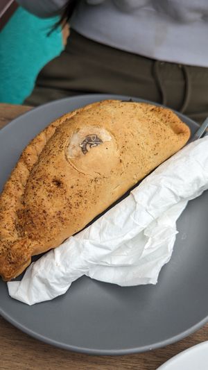 Cornish pasty at FRÂN Las in Llanberis