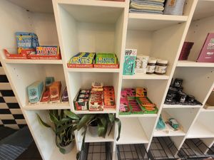 August 2024 Shelves at FRÂN Las in Llanberis