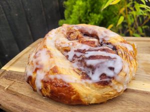 Cinnamon Swirl at FRÂN Las in Llanberis