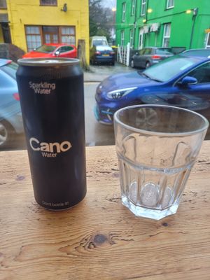 Sparkling Water #Veganuary at FRÂN Las in Llanberis