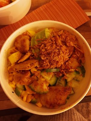 Poke bowl at Susu Poke in Utrecht