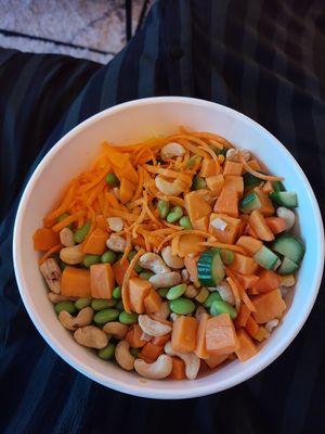 6/30/22 poke bowl at Susu Poke in Utrecht