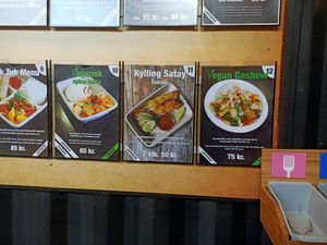 Menu - vegan options 10 & 12 at Tuk Tuk Thai Mad - Food Stall in Aarhus