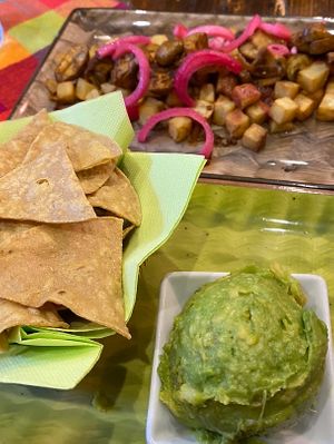 Nachos and potatas bravas to start at To Je Tako in Split