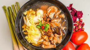 Mixed Mushroom Noodles[Vegan] at Karma Tea House in Wollongong