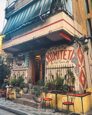   at Komiteti in Tirana