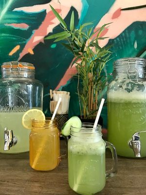 Citronnade et d'Éric at Oh My Bowl in Castelnau-le-lez