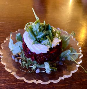 Beetroot tartar with horseradish cream and pea sprouts  at Caféteket in Slagelse