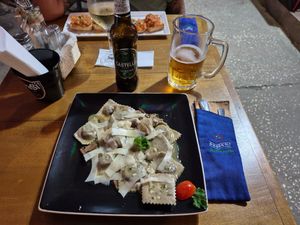 Pilz-Ravioli vegetarisch at Ahora Si in Samara