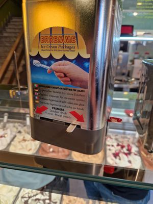 Spoon Machine at Martinucci in Gallipoli