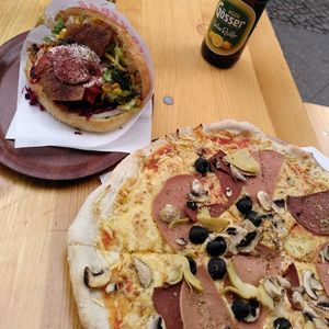  at Pikante in Berlin