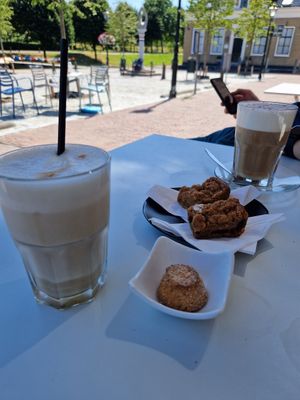  at 'Ccino Caffetteria Paninoteca in Brielle