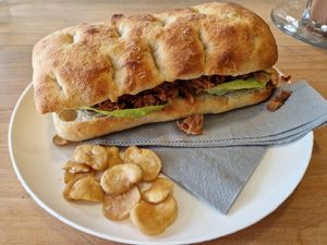 Hete kip zonder kip at 'Ccino Caffetteria Paninoteca in Brielle