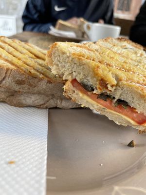 Vegan Sandwich with vegan cheese, tomatoes, oregano and olives at Pimpinelas Coffe Shop Vegetariano in Santa Cruz Madeira