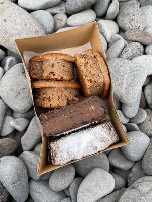 Vegan pastries  at Pimpinelas Coffe Shop Vegetariano in Santa Cruz Madeira