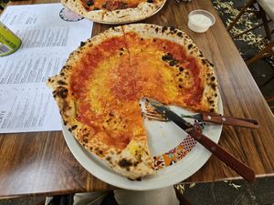 Margherita pizza at 480Grad Pizza in Nuremberg