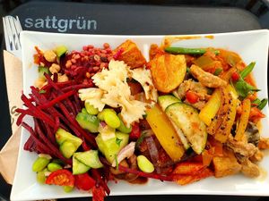 Regular plate at Sattgrün - Flingern in Dusseldorf