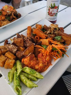 Tolle at Sattgrün - Flingern in Dusseldorf