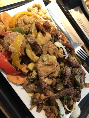 Buffet. at Sattgrün - Flingern in Dusseldorf