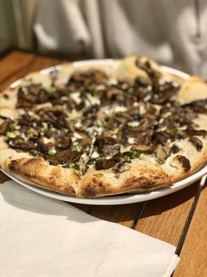 Mushroom Pizza at Christopher's Kitchen in Palm Beach Gardens