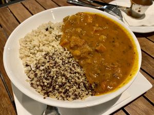 Coconut curry bowl  at Christopher's Kitchen in Palm Beach Gardens