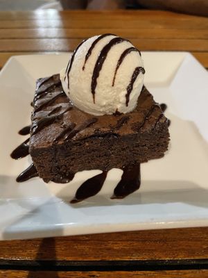 Brownie   at Christopher's Kitchen in Palm Beach Gardens