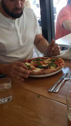 Margherita Pizza 🍕 at Christopher's Kitchen in Palm Beach Gardens