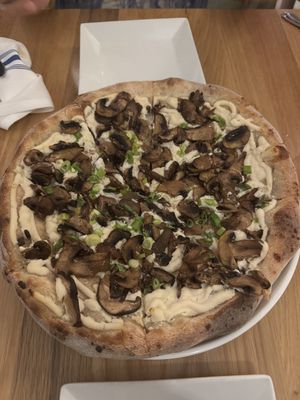 Mushroom  pizza  at Christopher's Kitchen in Palm Beach Gardens
