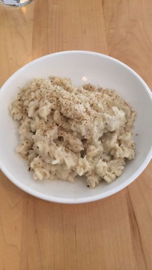 vegan mac n cheese at Christopher's Kitchen in Palm Beach Gardens